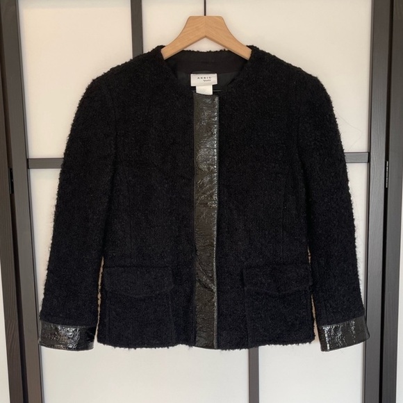 AKRIS Punto 3/4 sleeves blazer w/patent leather
accents. black. Size 6 US - Picture 1 of 16